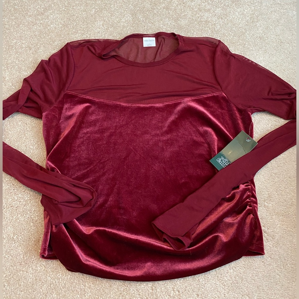 Wild Fable mesh to velour Top SZ L